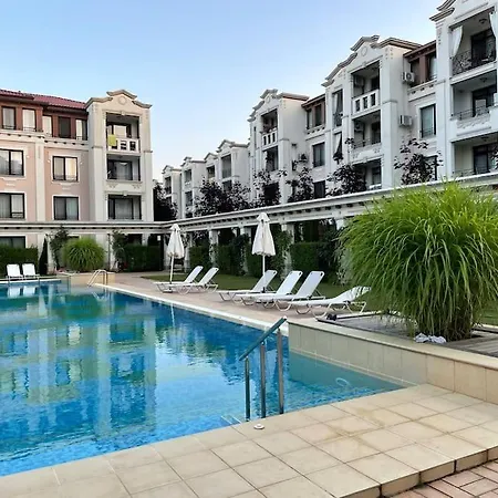 Apartment Green Life 4D02 At Smokinya Beach Apartment *